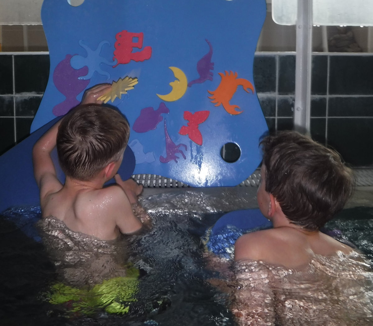 Eltern-Kind Schwimmen von 3,5 bis 4,5 Jahren mit Anika